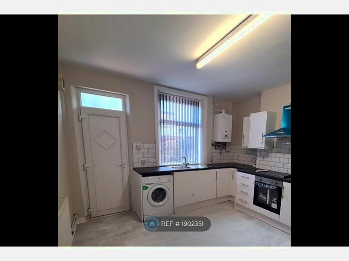 2 Bedroom Terraced House To Rent In Westmorland Street, Burnley, BB11