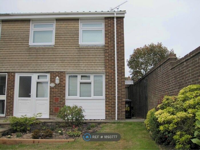5 Bedroom Semi-Detached House To Rent In Little Breach, Chichester, PO19