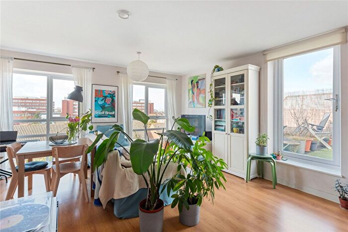 1 Bedroom Flat For Sale In Recovery Street, London, SW17