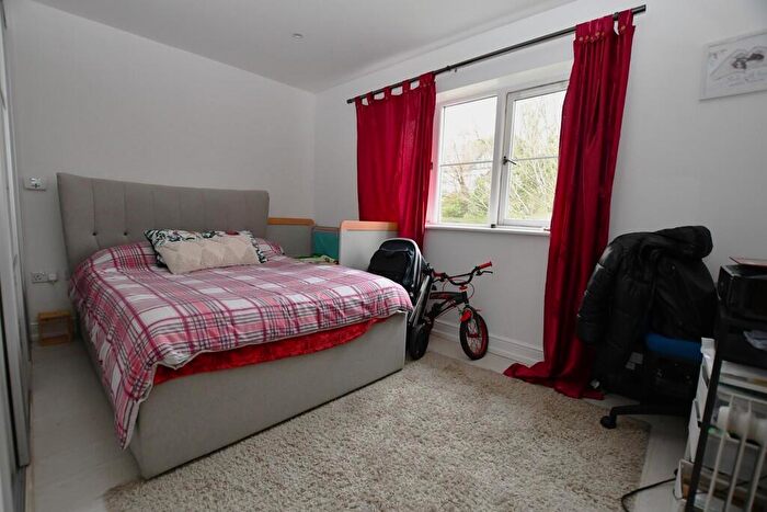 2 Bedroom Apartment To Rent In Russell Hill, Purley, CR8