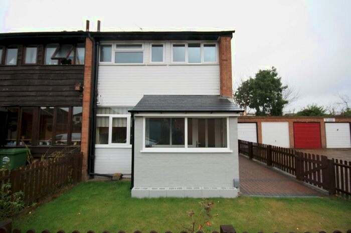 2 Bedroom End Of Terrace House To Rent In Albain Crescent, Ashford TW15