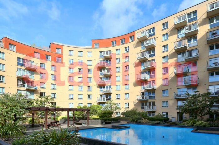 1 Bedroom Flat To Rent In Vizion London - Epc Rating B, N7
