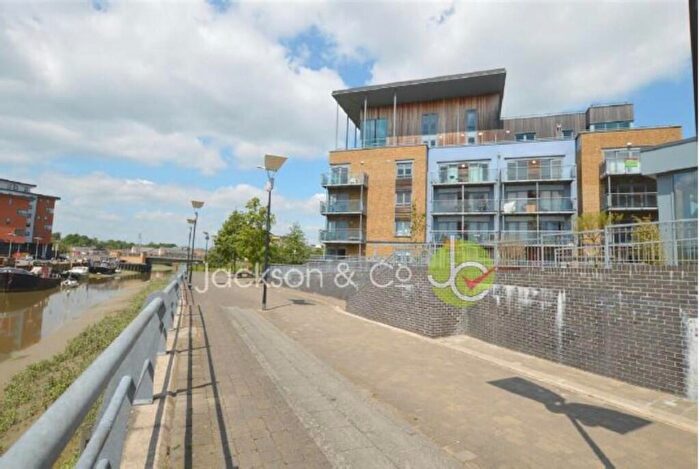 1 Bedroom Apartment For Sale In Quayside Drive, Colchester, CO2