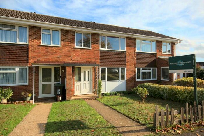 3 Bedroom Terraced House To Rent In Campion Way, Flitwick, MK45