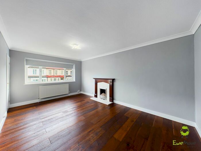 2 Bedroom Maisonette To Rent In Standard Road, Bexleyheath, DA6