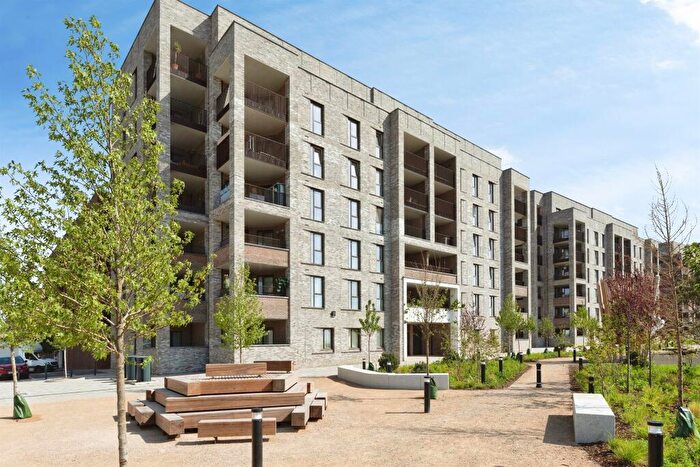 1 Bedroom Flat For Sale In Kings Hill, Barking, IG11