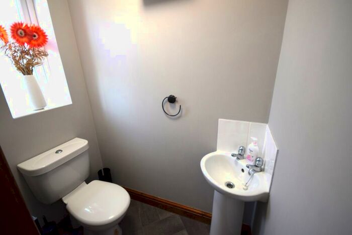 2 Bedroom Terraced House For Sale In Admiralty Terrace, Skegness, PE25