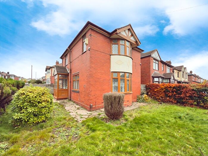 3 Bedroom Detached House For Sale In Ashcroft Road, Newcastle, Staffordshire, ST5