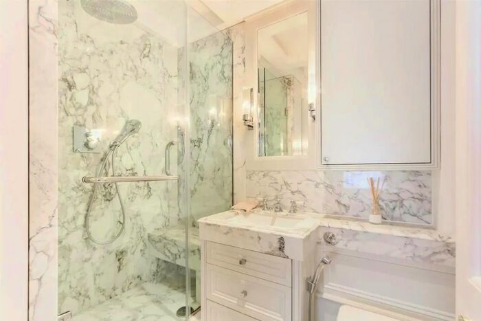 7 Bedroom Terraced House To Rent In Upper Brook Street, Mayfair, W1K