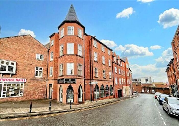 2 Bedroom Property To Rent In Kingsway, Altrincham, WA14