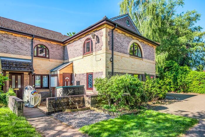 2 Bedroom Apartment To Rent In North Place, Headington, OX3