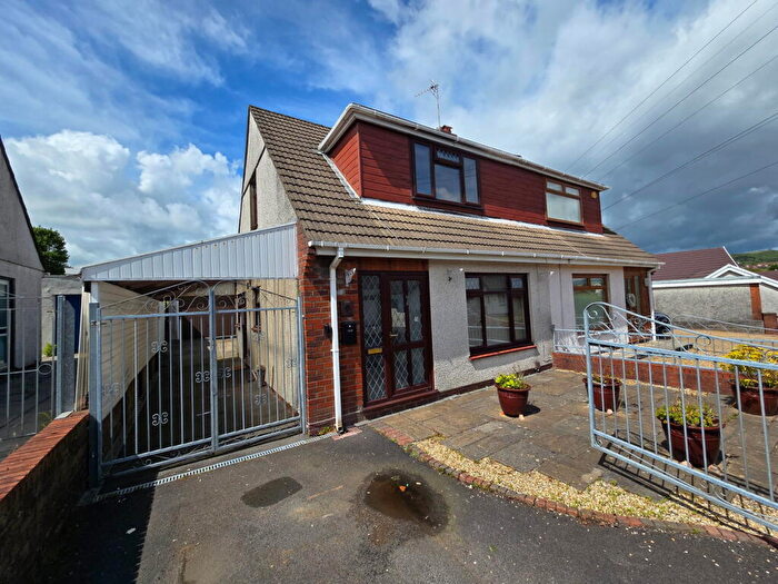 3 Bedroom Semi-Detached House For Sale In Blaencoed Road, Llansamlet, Swansea, SA7
