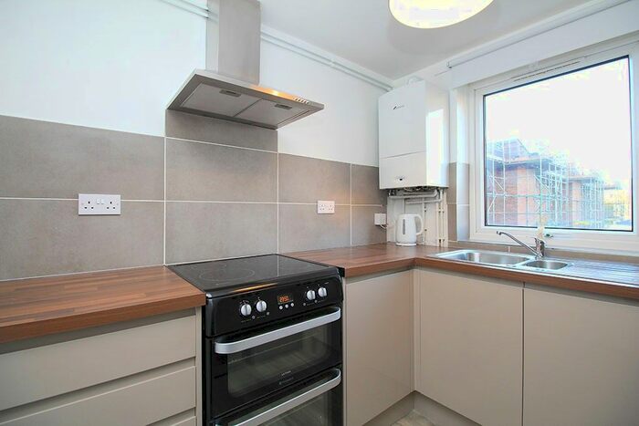 1 Bedroom Flat To Rent In Trinity Street, Loughborough, LE11