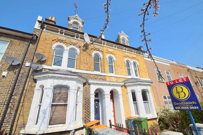 3 Bedroom Flat To Rent In Chobham Road, Stratford, E15