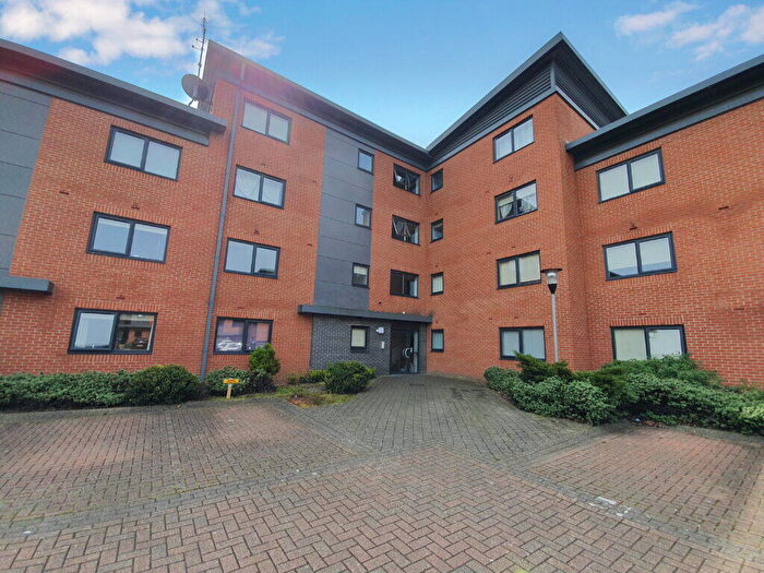 1 Bedroom Flat To Rent In Marshall Road, Banbury, Oxon, OX16