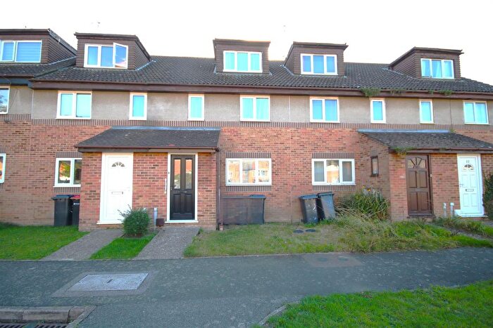 4 Bedroom Terraced House To Rent In Regency Place, Canterbury, CT1