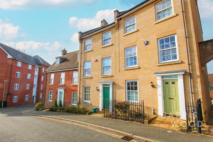 4 Bedroom Terraced House To Rent In Groves Close, Colchester, Essex, CO4