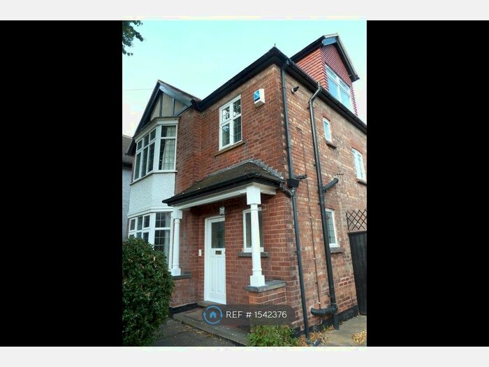 5 Bedroom Detached House To Rent In Harlaxton Drive, Nottingham, NG7