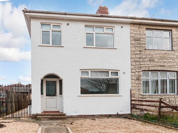 3 Bedroom House To Rent In Monks Park Avenue, Bristol, BS7