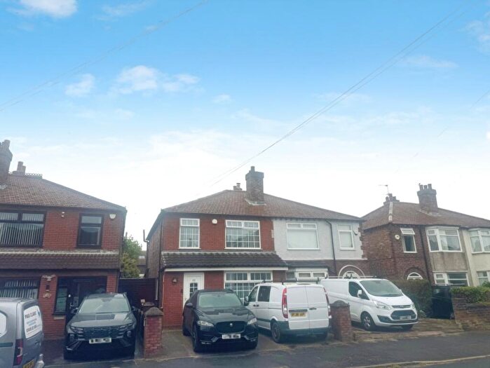 3 Bedroom Semi-Detached House For Sale In Sandheys Avenue, Liverpool, L22