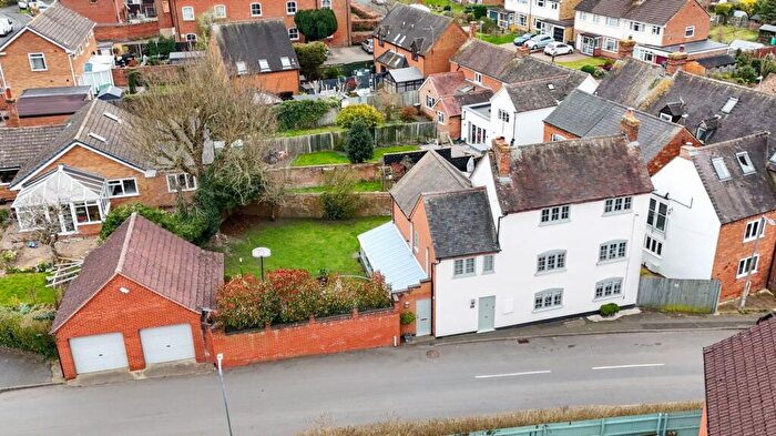 4 Bedroom Detached House For Sale In Hoopers Lane, Astwood Bank, B96