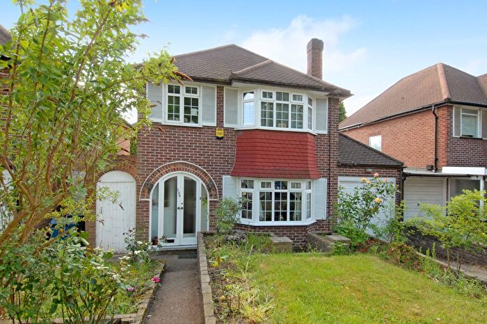 3 Bedroom Detached House For Sale In Marsh Lane, Stanmore, Middlesex, HA7