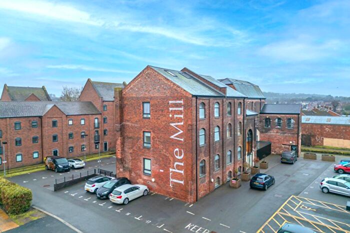 2 Bedroom Maisonette To Rent In Stourbridge, DY8