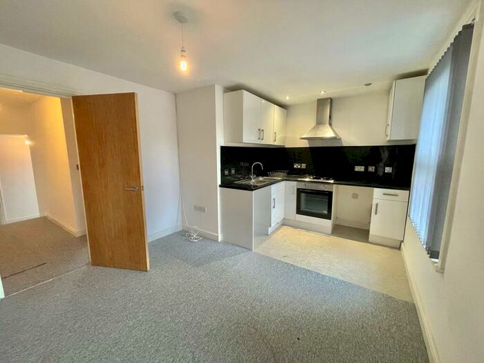 2 Bedroom Flat To Rent In Wimborne Road East, Ferndown, BH22