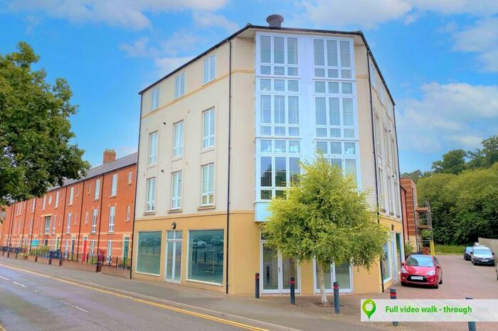 2 Bedroom Flat To Rent In Tanyard Way, Yeovil, BA20