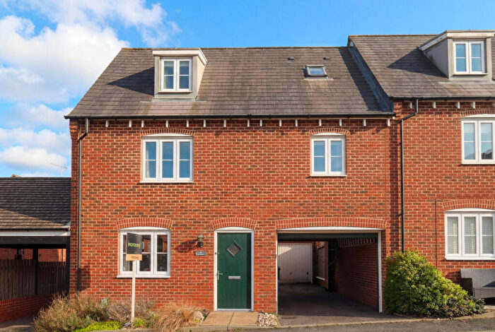 4 Bedroom Semi Detached House For Sale In Miller Close, Stansted, Essex, CM24