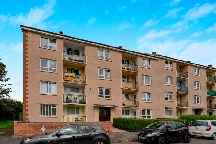 2 Bedroom Flat To Rent In Gatehouse Street, Sandyhills, Glasgow, G32