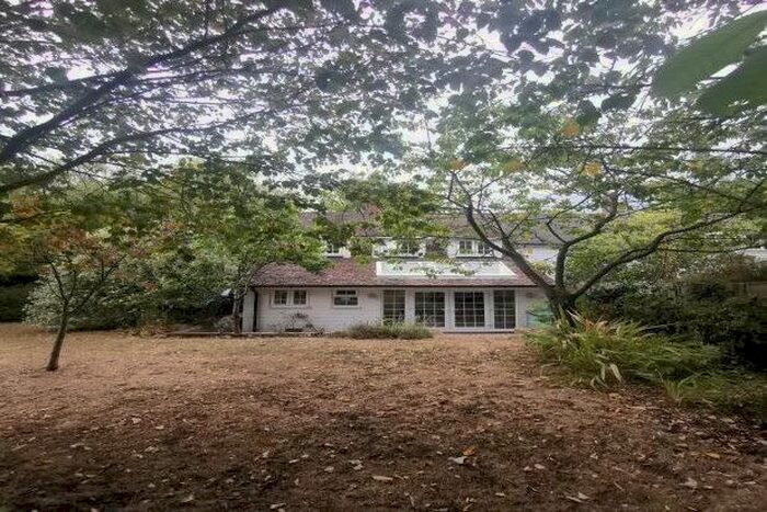 4 Bedroom Cottage To Rent In Stocklands Cottages, Robertsbridge, TN32