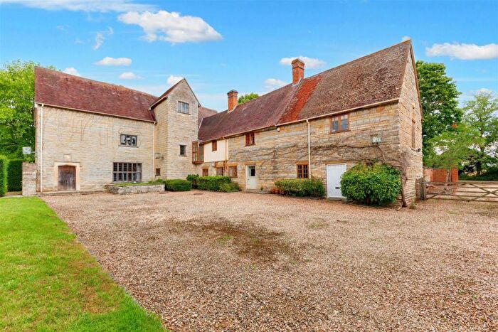4 Bedroom Character Property For Sale In Hillborough Manor, Hillborough Lane, Bidford-On-Avon, Alcester, B50
