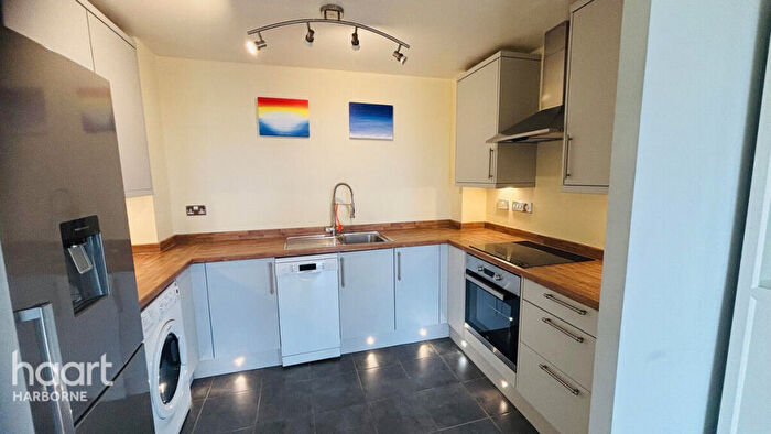 2 Bedroom Apartment To Rent In Mason Way, Park Central, B15