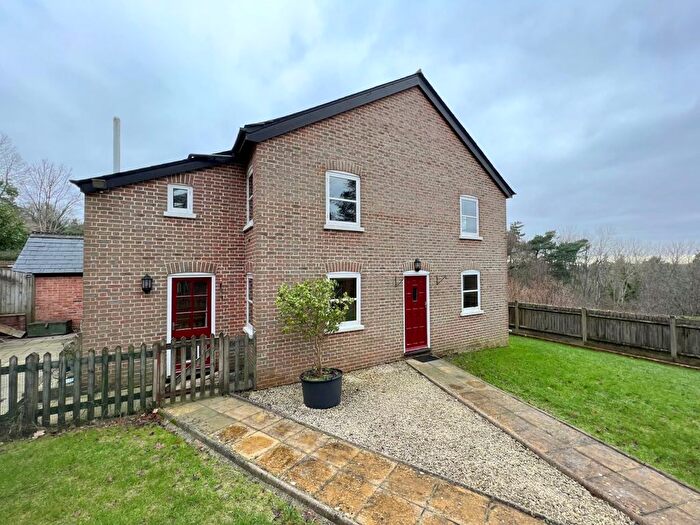 3 Bedroom Semi-Detached House To Rent In Fairglen Cottages, Fairglen Road, Wadhurst, TN5