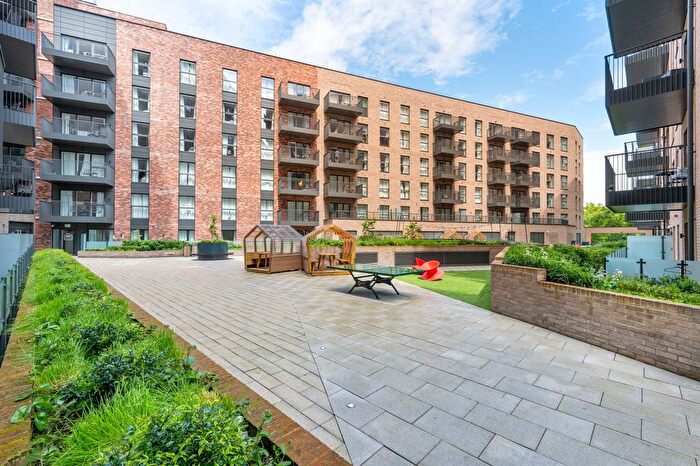 3 Bedroom Flat To Rent In Uncle Colindale, Colindale, London, NW9