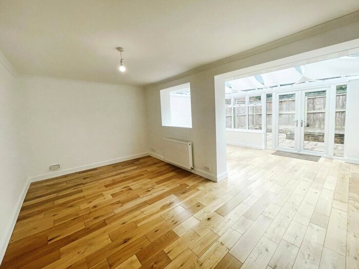 2 Bedroom End Of Terrace House To Rent In Hatherton Way, Chester, CH2