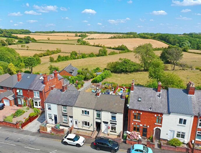 3 Bedroom End Of Terrace House For Sale In Alfreton Road, Codnor, Ripley, DE5