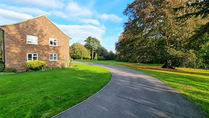 2 Bedroom Maisonette For Sale In Sanderstead Court, Addington Road, South Croydon, CR2