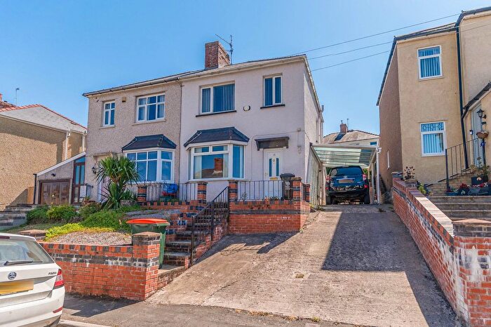 3 Bedroom Semi-Detached House For Sale In Queens Close, Newport, NP20