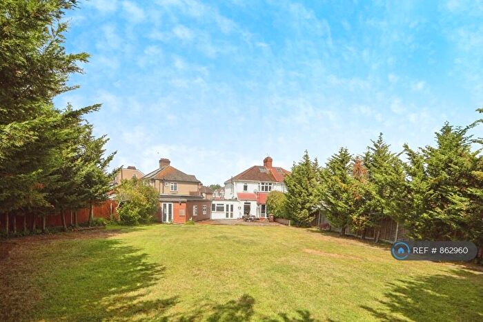 5 Bedroom Semi-Detached House To Rent In Worple Close, Harrow, HA2