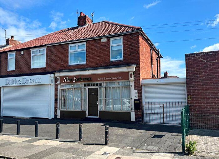 Semi-Detached House For Sale In - Coutts Road, Walkergate, Newcastle Upon Tyne, NE6