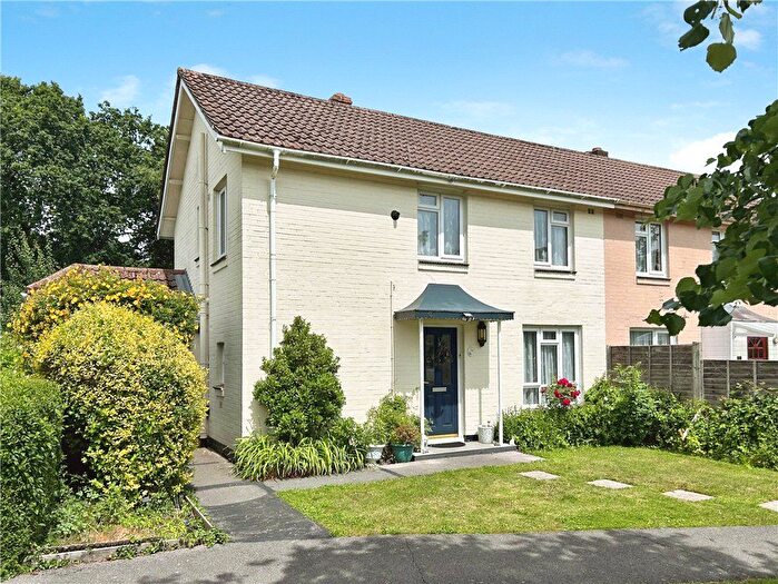 3 Bedroom Semi-detached House To Rent In Chilworth Close, Chilworth, Southampton, Hampshire, SO16