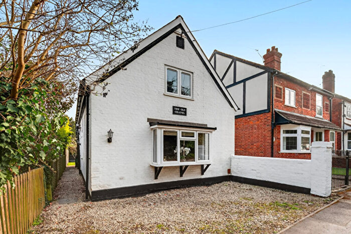 4 Bedroom Detached House For Sale In North View, Binfield, RG12