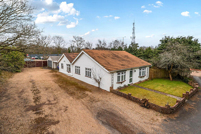 4 Bedroom Bungalow For Sale In Odiham Road, Farnham, GU10