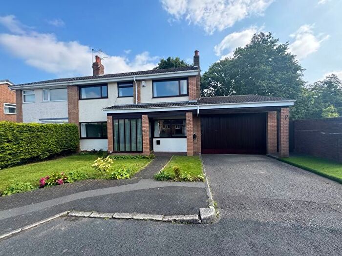 4 Bedroom Semi-Detached House To Rent In Warton Place, Chorley, PR7