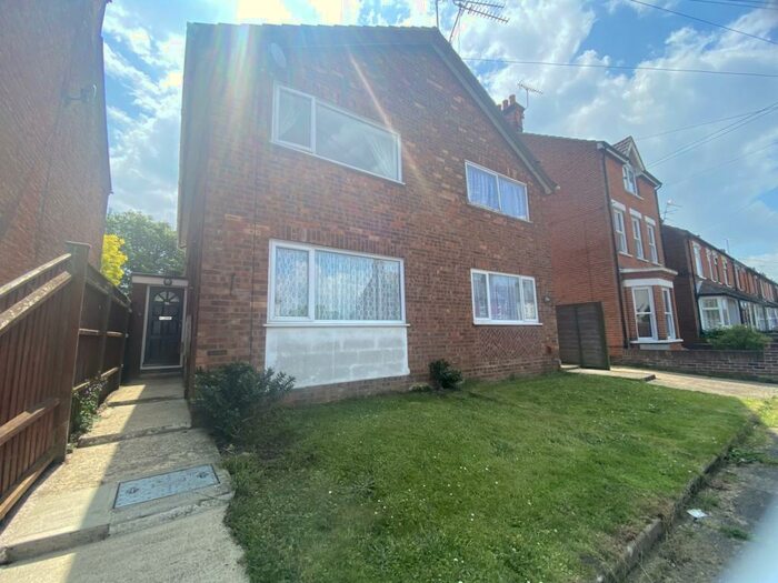 2 Bedroom Maisonette To Rent In Cornwall Road, Felixstowe, IP11