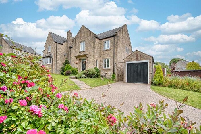 5 Bedroom Detached House For Sale In Hodder Close, Crich, DE4