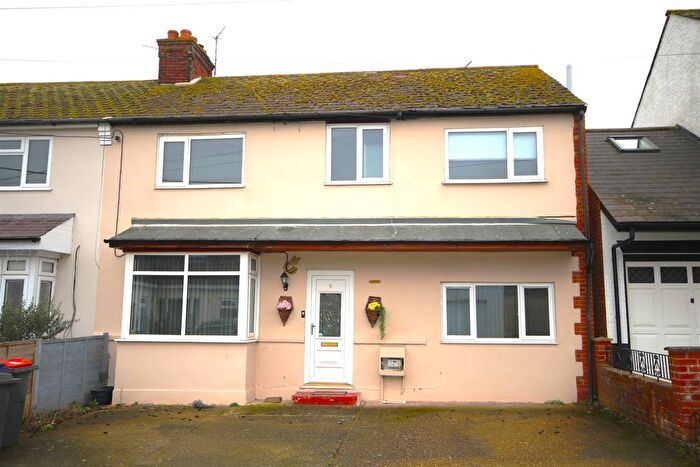 4 Bedroom Property To Rent In Tonford Lane, Canterbury, CT1