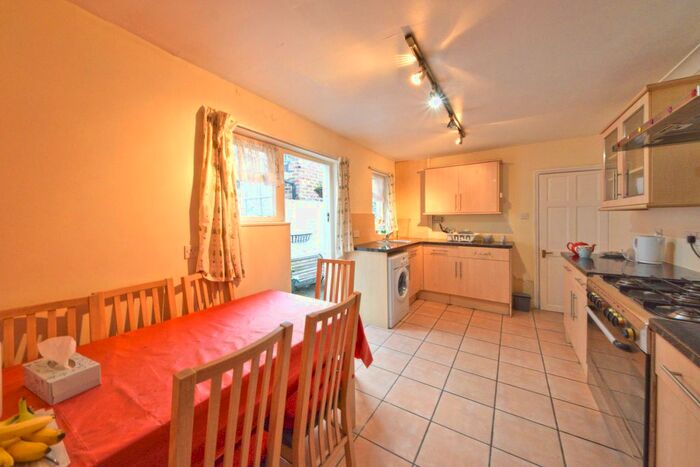4 Bedroom Terraced House To Rent In Biscay Road, London, W6